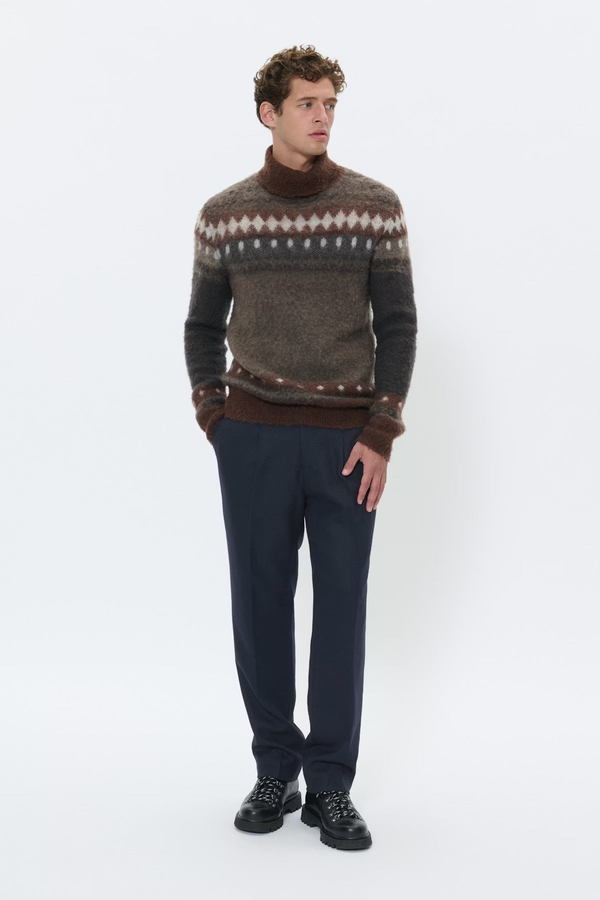 MAroll Pattern - Turtleneck Chocolate Chip